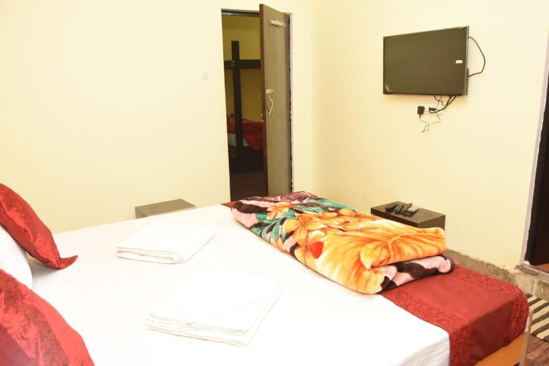 Varanasi Paradise Екстер'єр фото
